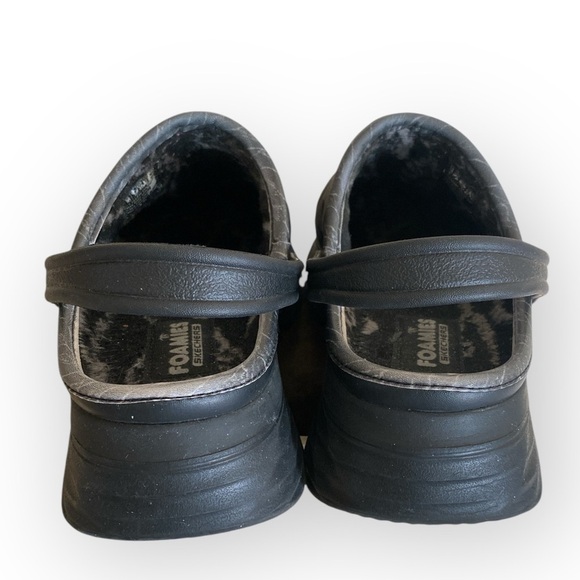 SKECHERS MAX CUSHIONING PLATFORM Faux Fur Lined Foamies Mules Size 10 Gothic - Picture 10 of 15